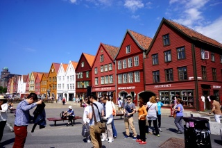 Bryggen again. More sun