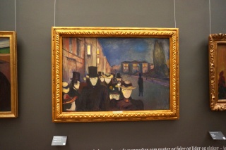 Munch's first use of masks. Night at Karl Johan's