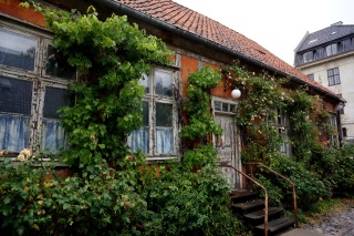 A building with character outside the Danish Museum of Design