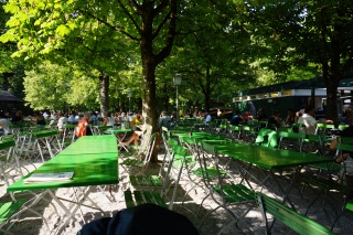 Lunch in a quiet beer garden in Englisher Gartens