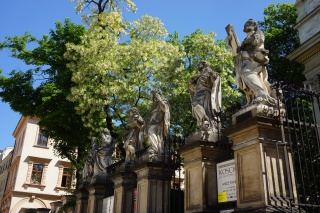 Nice statuary