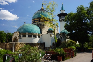 A little mosque noveau