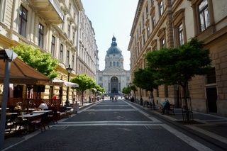 Looking up the road at St. Stephen's Basilica