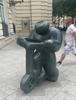 Monster scooter