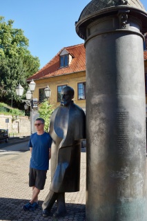 Don't know who the tall guy is, but Brian likes his style