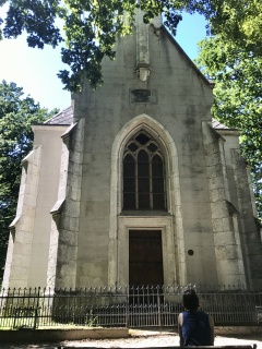 Theresa contemplating the Neo-gothic St. George Chapel