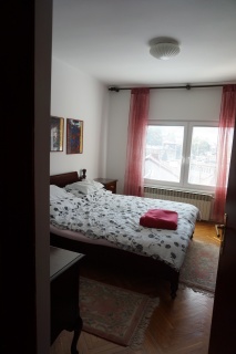 Bed room