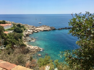 The cove from above, turquoise turned all the way up.
